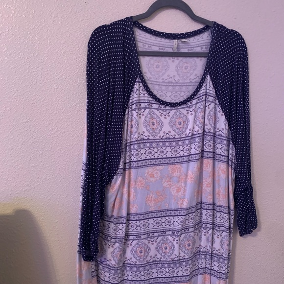 Everything must go - will begin a collection of more clothes and various items - Picture 4 of 5